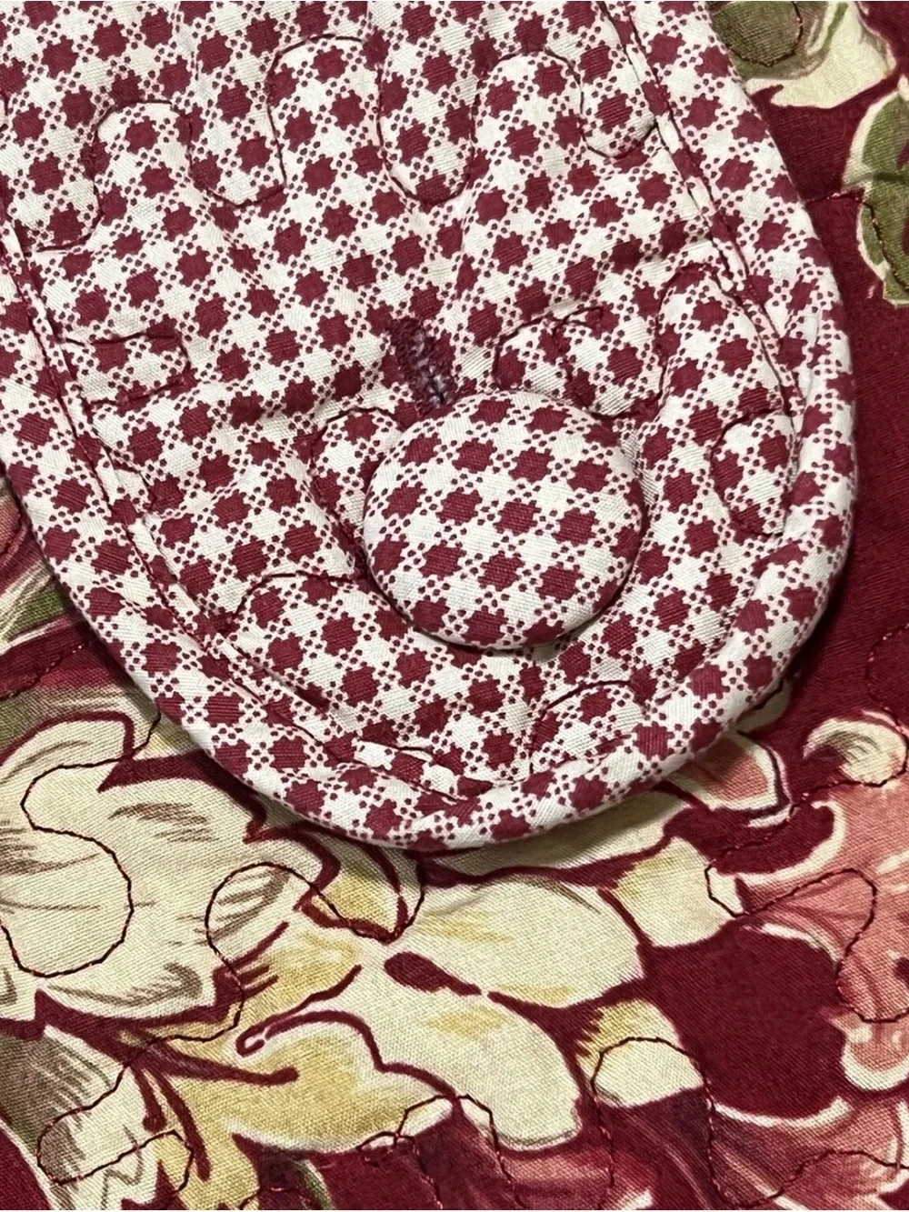 Waverly quilted tab